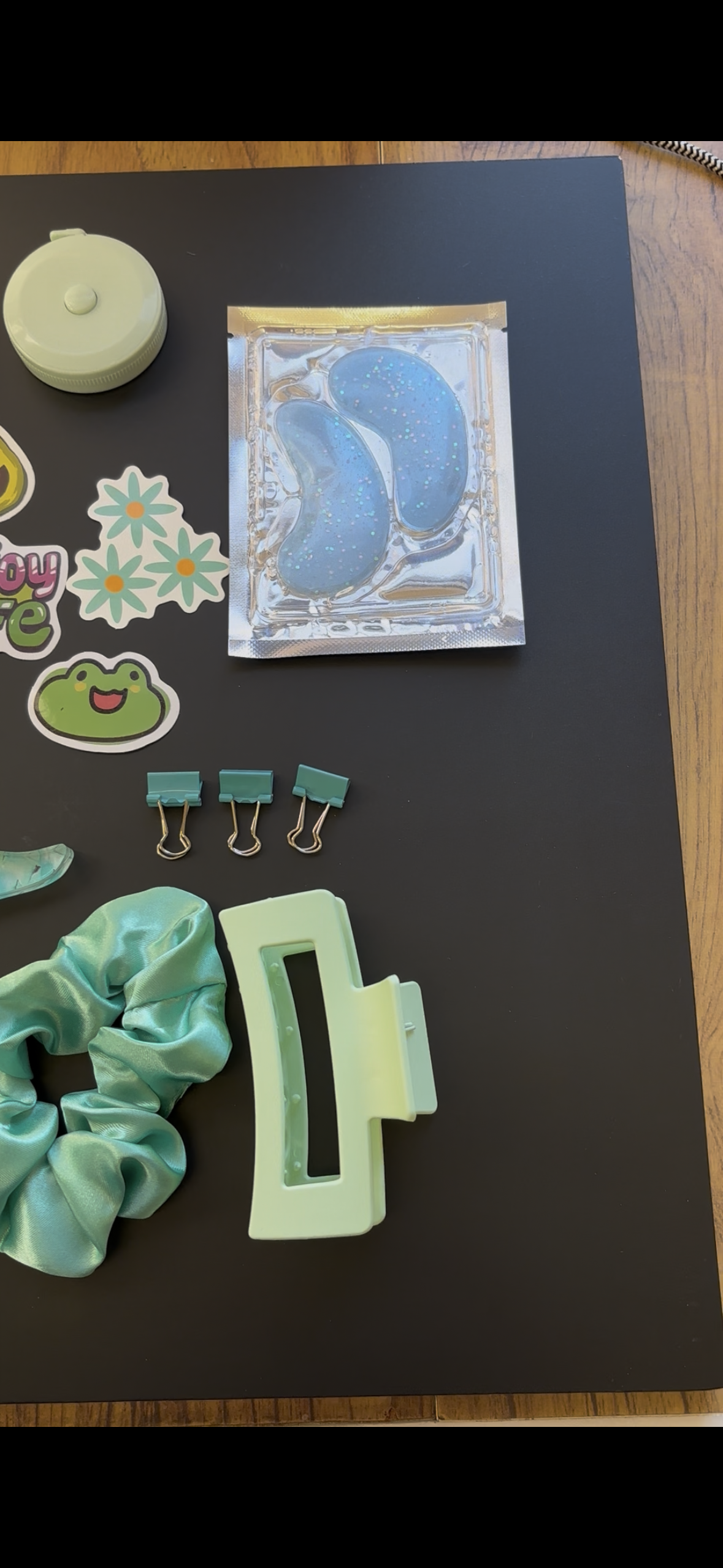 Green bundle of stationary and personal care products!