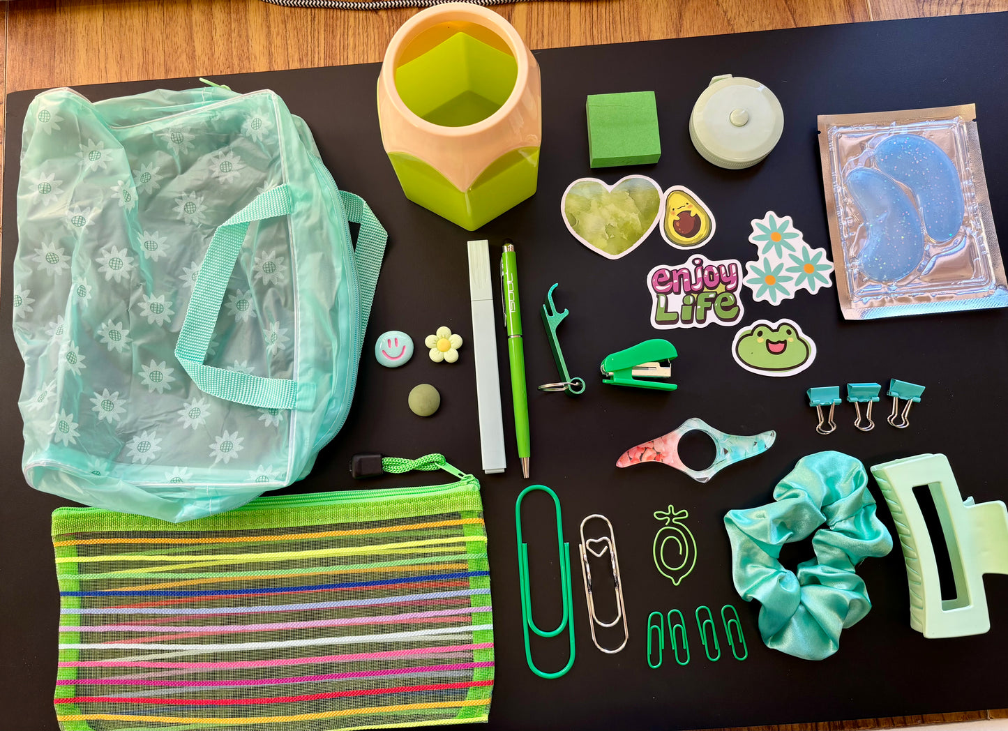 Green bundle of stationary and personal care products!